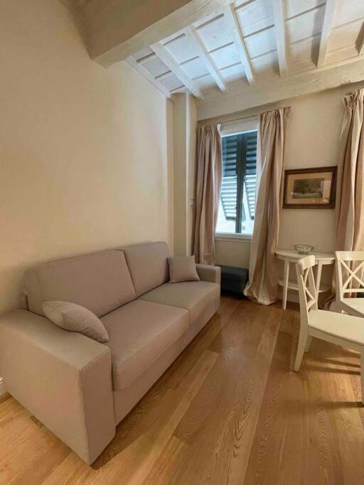Appartement Cozy Santa Maria Novella Uffizi Duomo 2Beds-2Baths à Florence Extérieur photo