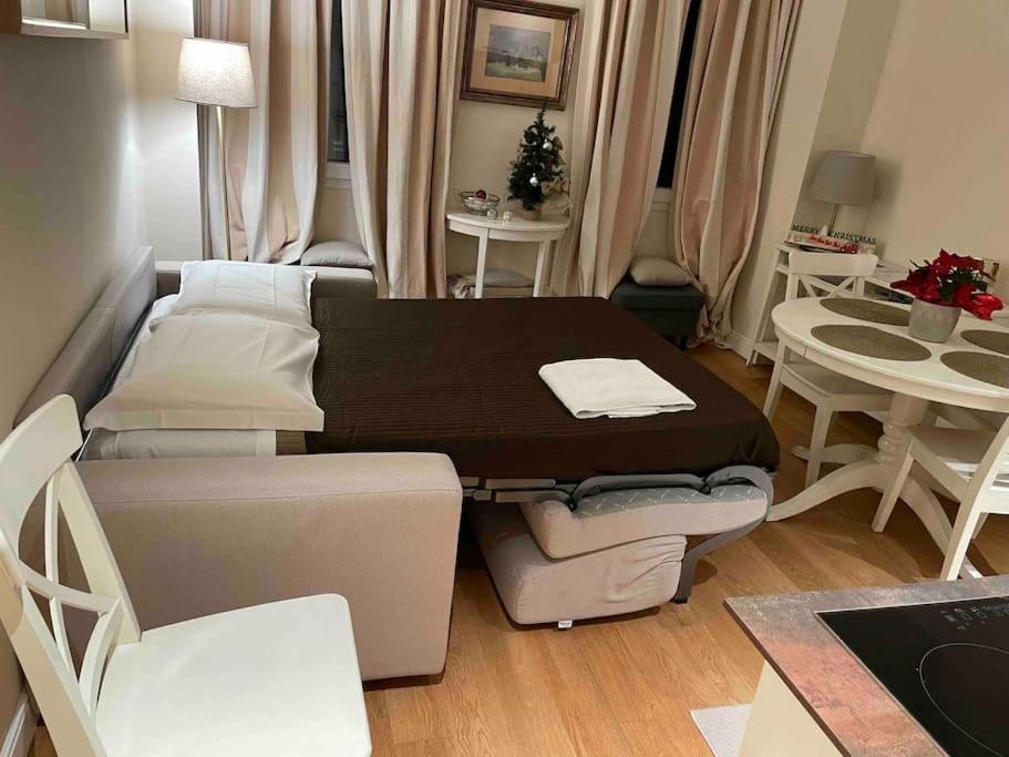Appartement Cozy Santa Maria Novella Uffizi Duomo 2Beds-2Baths à Florence Extérieur photo