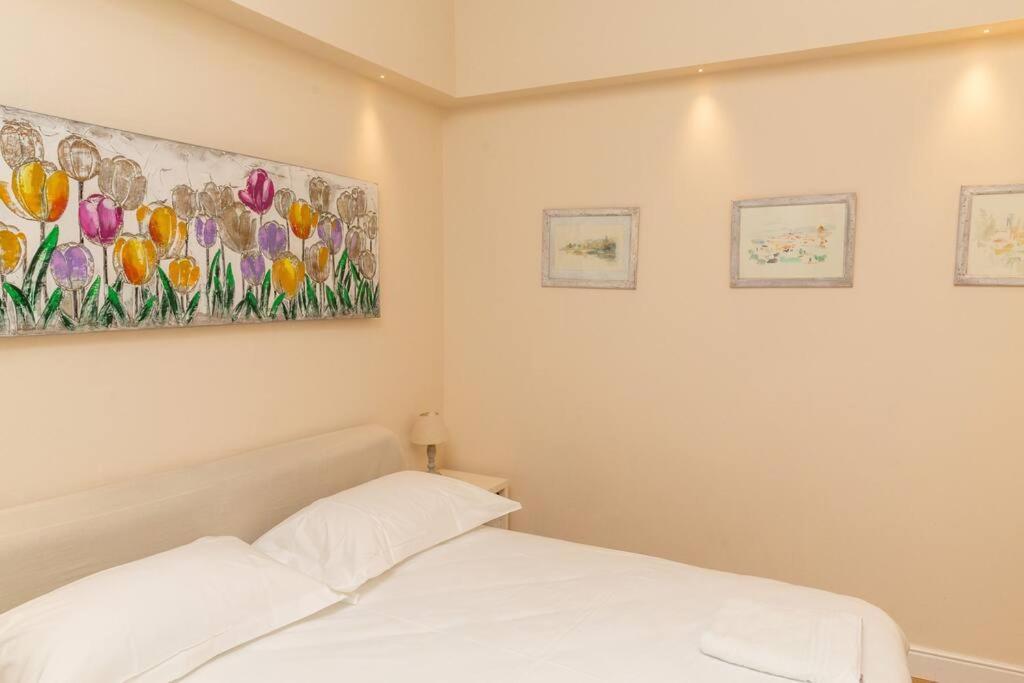 Appartement Cozy Santa Maria Novella Uffizi Duomo 2Beds-2Baths à Florence Extérieur photo