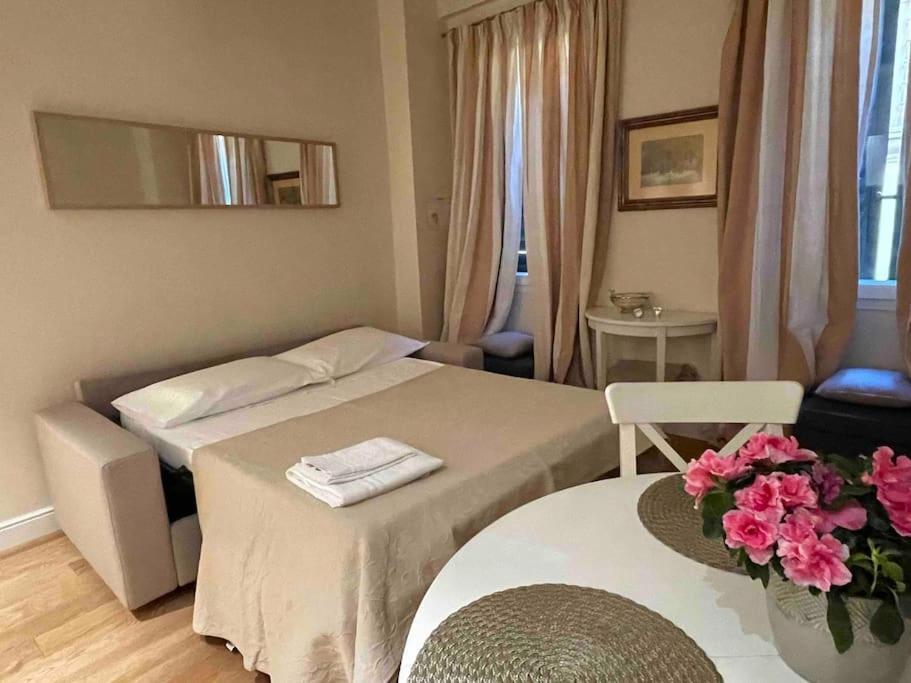 Appartement Cozy Santa Maria Novella Uffizi Duomo 2Beds-2Baths à Florence Extérieur photo